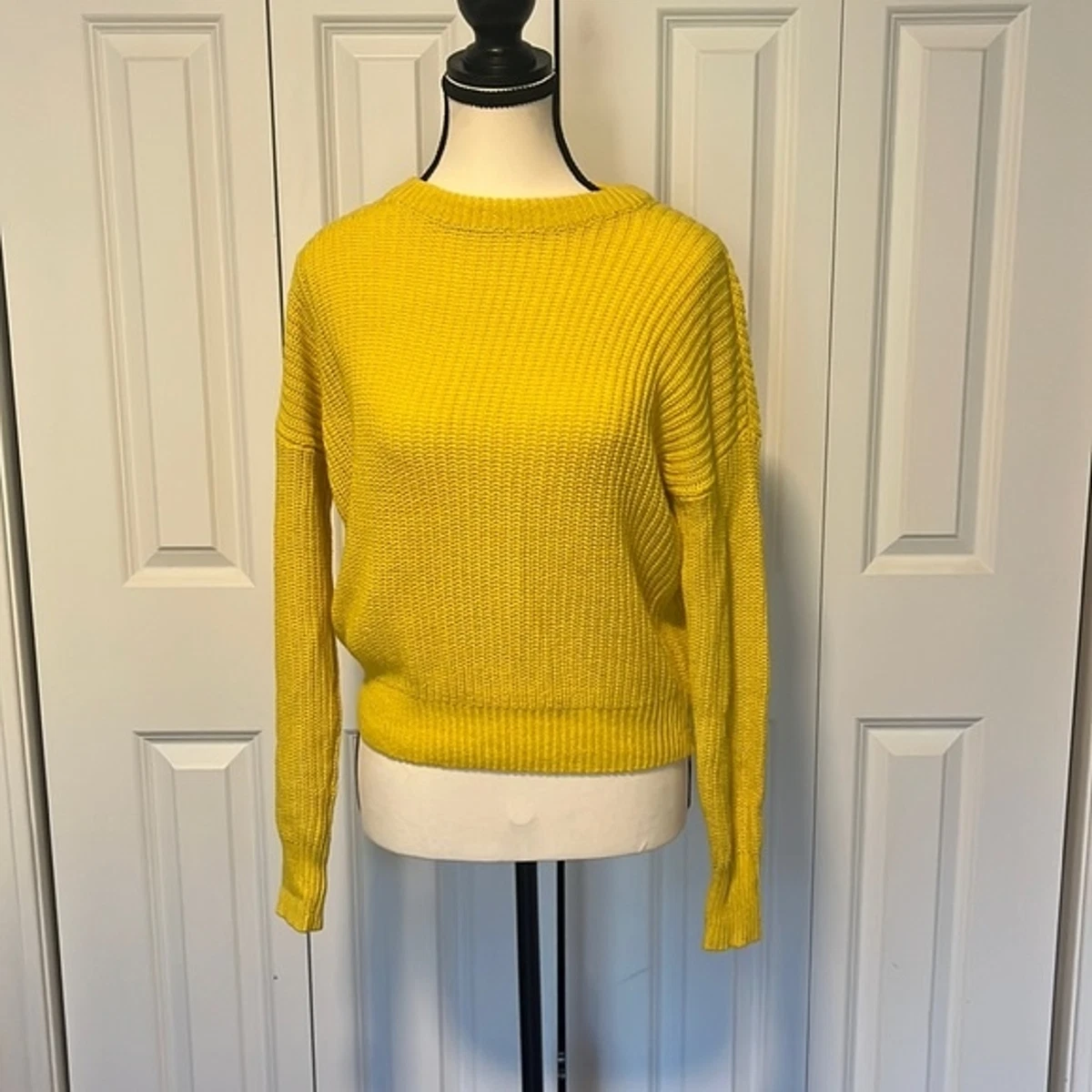 Urban outfitters top yellow sweater