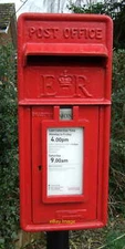 Photo 6x4 Close up, Elizabeth II postbox, Burton Hastings Postbox No. CV1 c2017