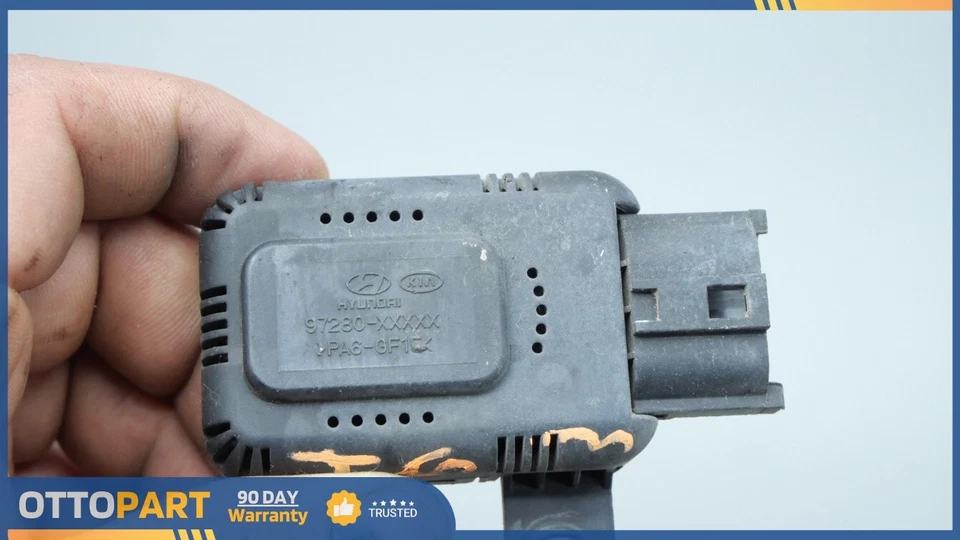 2012-2017 BMW 650i Sedan 3.0 Air Circulation Quality Control Sensor  9136607 OEM - Image 4 of 4