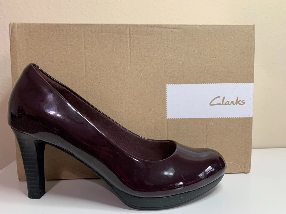 Женские туфли на высоком каблуке Clarks Adriel Viola Pump Aubergine Patent размер 5,5 - Изображение 3 из 4