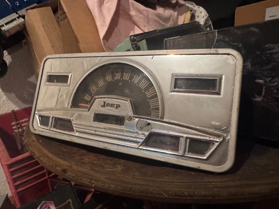 AMC VELOCÍMETRO CLÚSTER 1966-1973 JEEPSTER COMANDO Y JEEP WAGONEER Foto 2 de 4