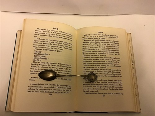 Guide to Kulchur by Ezra Pound 1952 New Directions. HC/DJ. - Foto 9 di 22