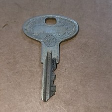 Vintage United Motor Service 098M Old Car Key Automobile Made in USA