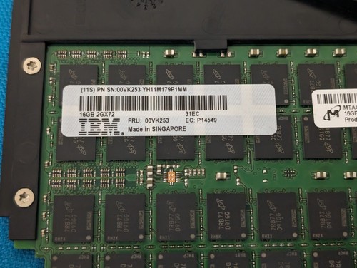 IBM EM91 16GB DDR4 (4Gb) CDIMM DRAM 1600MHz 4U 00VK253 31EC 2Gx72 - Foto 2 di 4