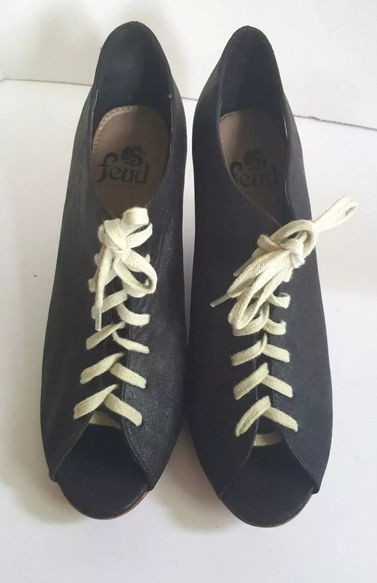 Feud shoes clearance