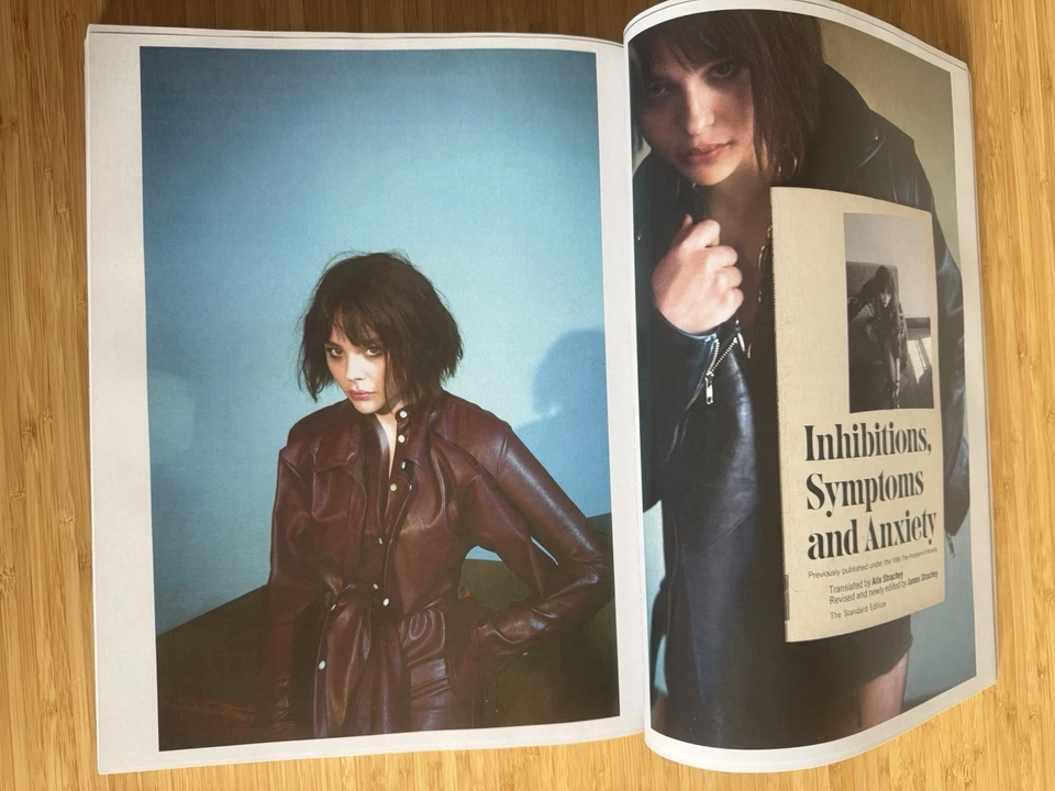 ANOTHER MAGAZINE A/W18 Tilda Swinton Dakota Johnson Mia Goth Yohji Yamamoto Foto 4 de 4