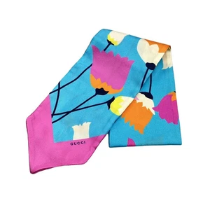 Gucci 100% soie motif tulipe 661495 3G001 nœud col femme e50245c7c3d4b7fbab0