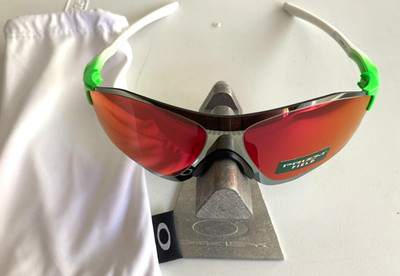 New Oakley EVZero Path Green Fade Sunglasses W/ Chrome Prizm Field Lens 9308-09