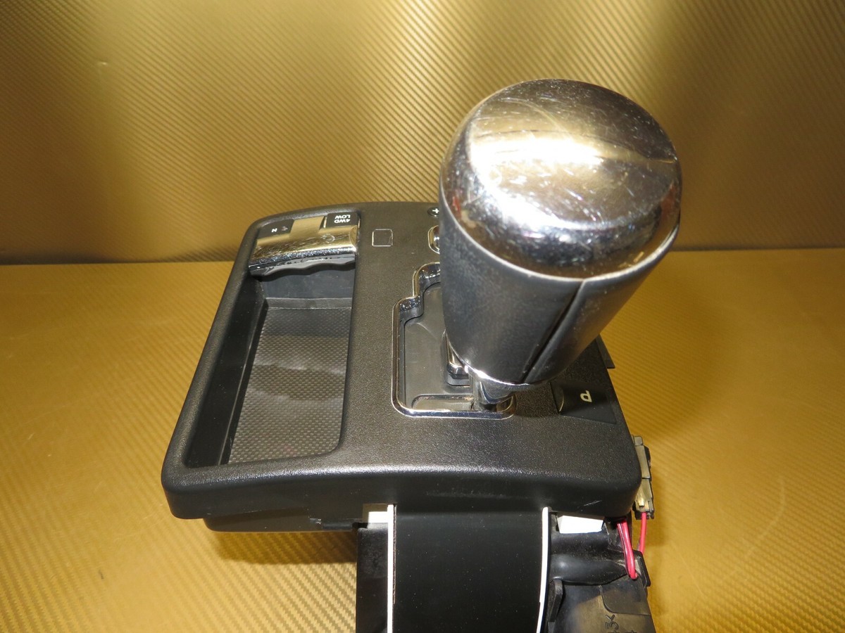 2008 Jeep Commander OEM Floor Shifter w/ 4wd Low P52124693AD Grand  