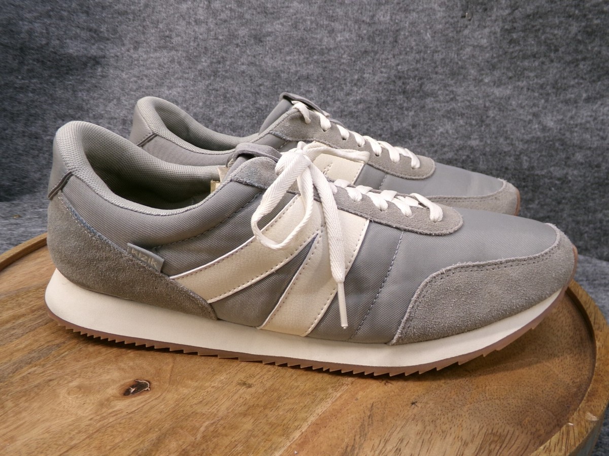 Kizik Milan Sneakers. Gray/off white. Size 11.5 Kizik Men main image 2