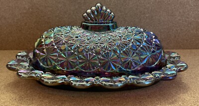 LE Smith Amethyst Carnival Daisy and Button Glass Butter Dish 1970's