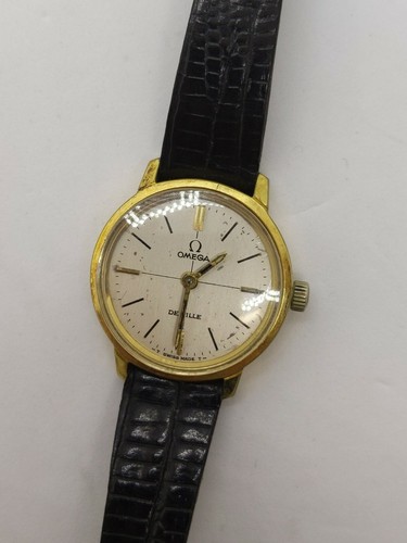 Omega De ville Hand Winding Watch - 22 