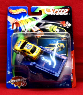 New sealed Hot Wheels Speed Demons Motor Scott Riggs Nesquik diecast car 16629