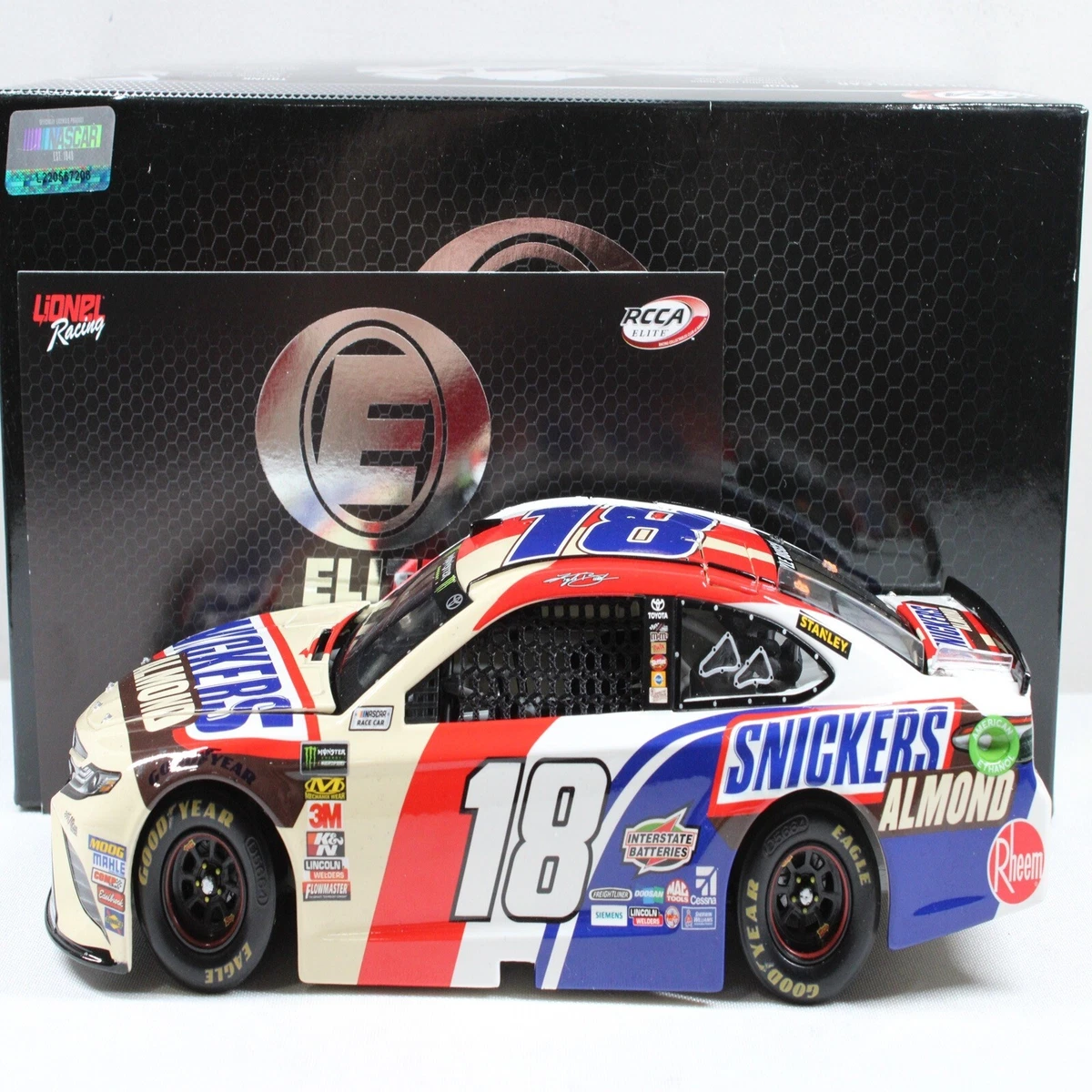 Action Kyle Busch Diecast Racing Cars 2018 Vehicle Year for sale