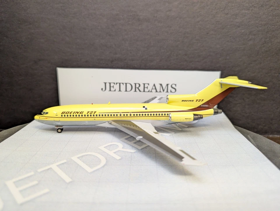 1/200 Boeing Aircaft Company First 727-100 Roll Out Colors N7001U Inflight 200