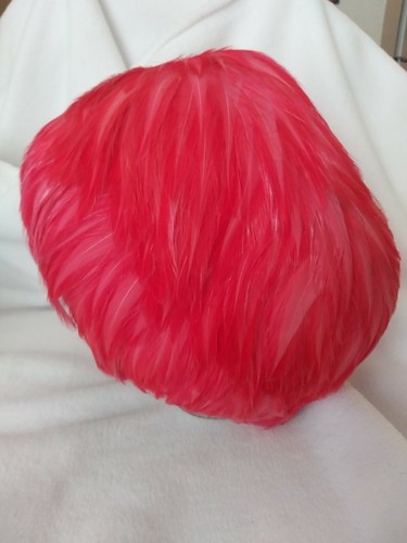 VINTAGE "DESIGNED BY LORA" PINK FEATHERED HAT! STU