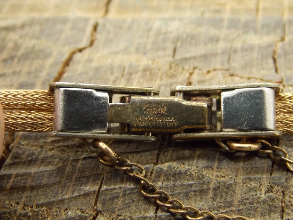 复古 Speidel 美国二手表带金盘蝴蝶扣环端 — 第 3/4 张图片
