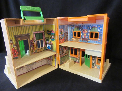 Vintage 1984 Playskool 123 Sesame Street Hooper's Store & Muppets Play House TOY - Picture 11 of 17