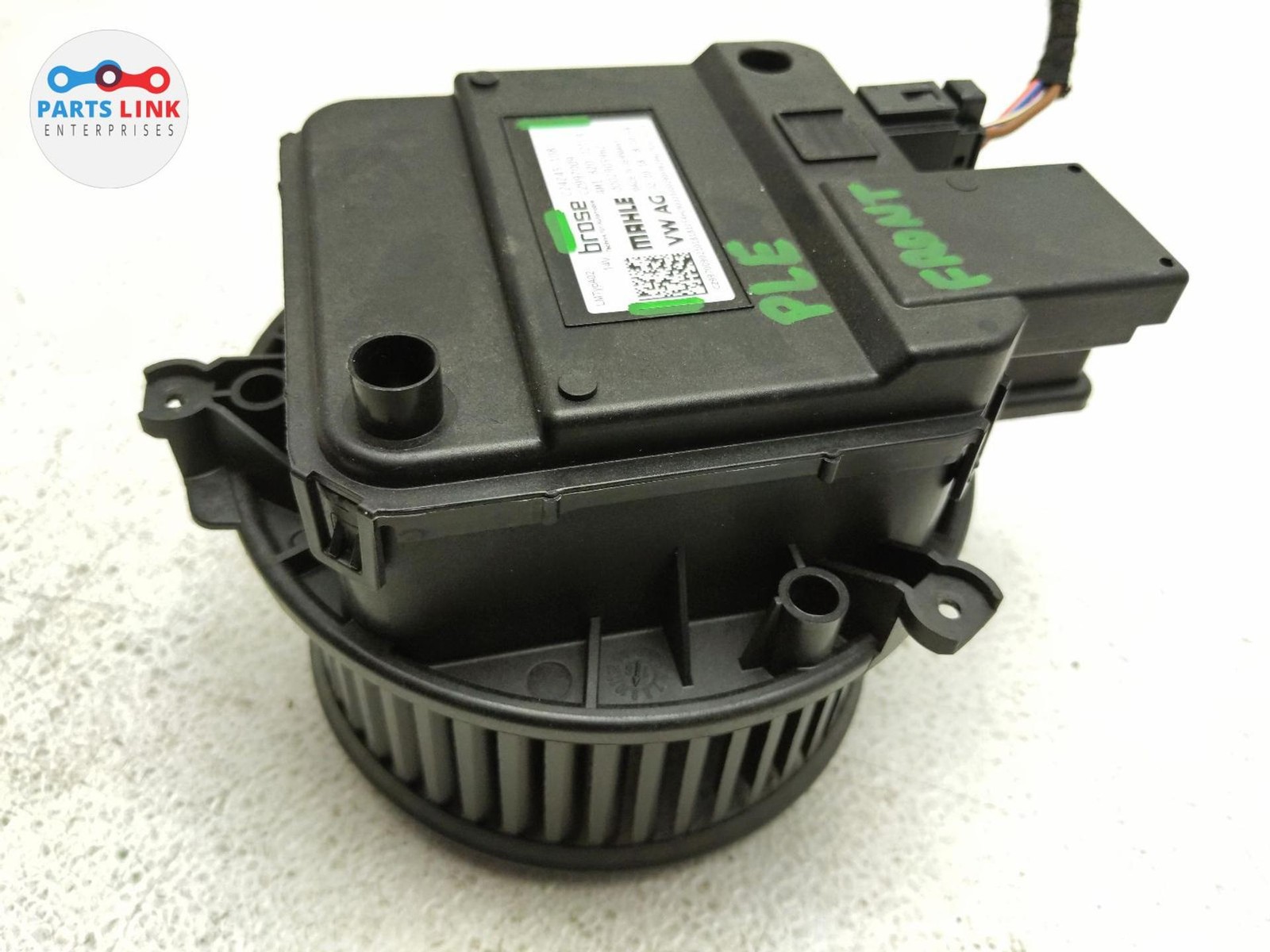 Bentley Bentayga 2016-2020 FRONT+LEFT Blower motor