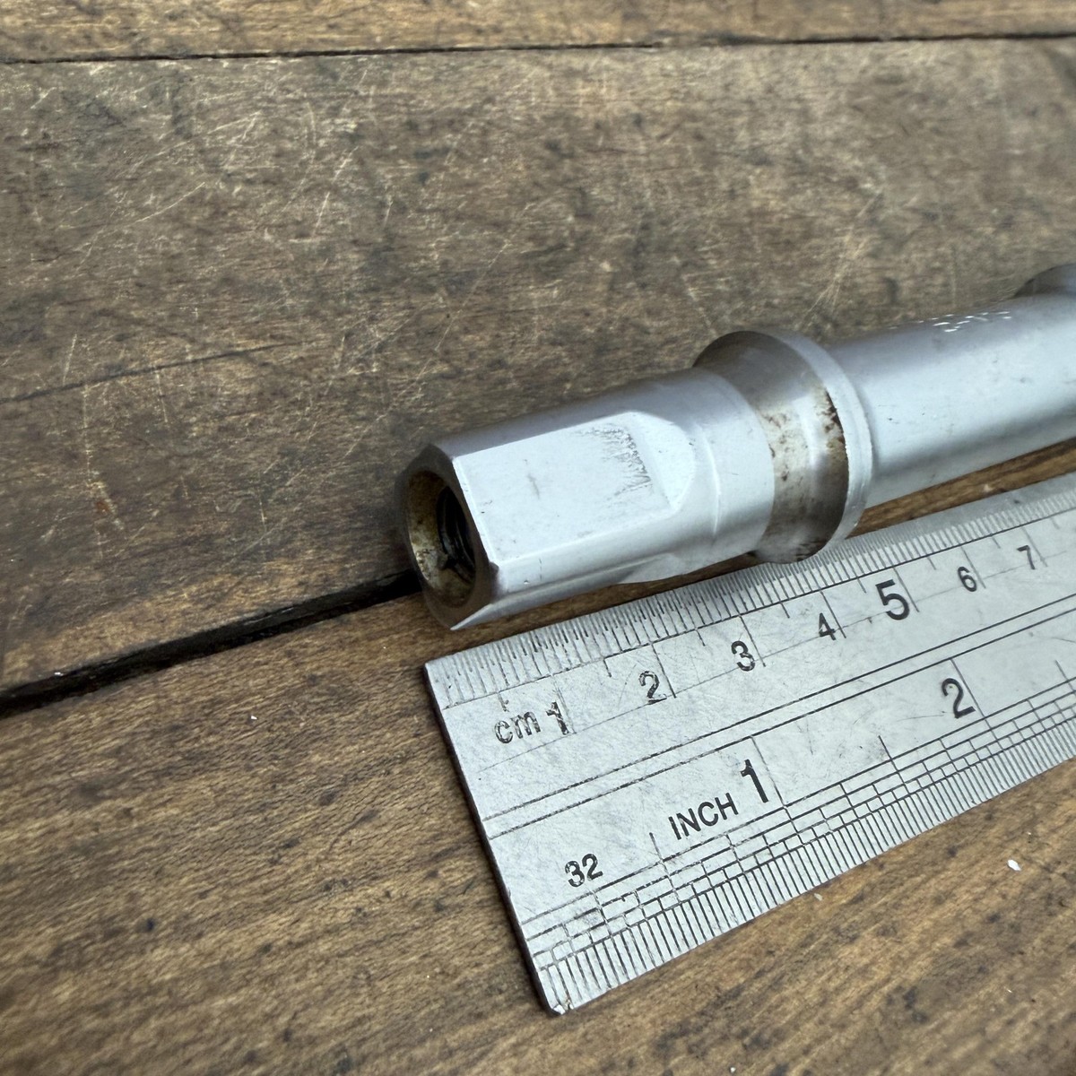 Vintage Shimano D-3SS Bottom Bracket Spindle 68 121.5 CrMo Square