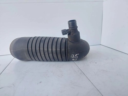 VW PASSAT B5 3B2 Ladeluftkühlerschlauch 8D0129615C 1.89 Diesel 81kw 31445110