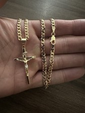 19 Carat Gold Filled 4mm 22in Curb Necklace With Tricolour Crusifix, Italy 750