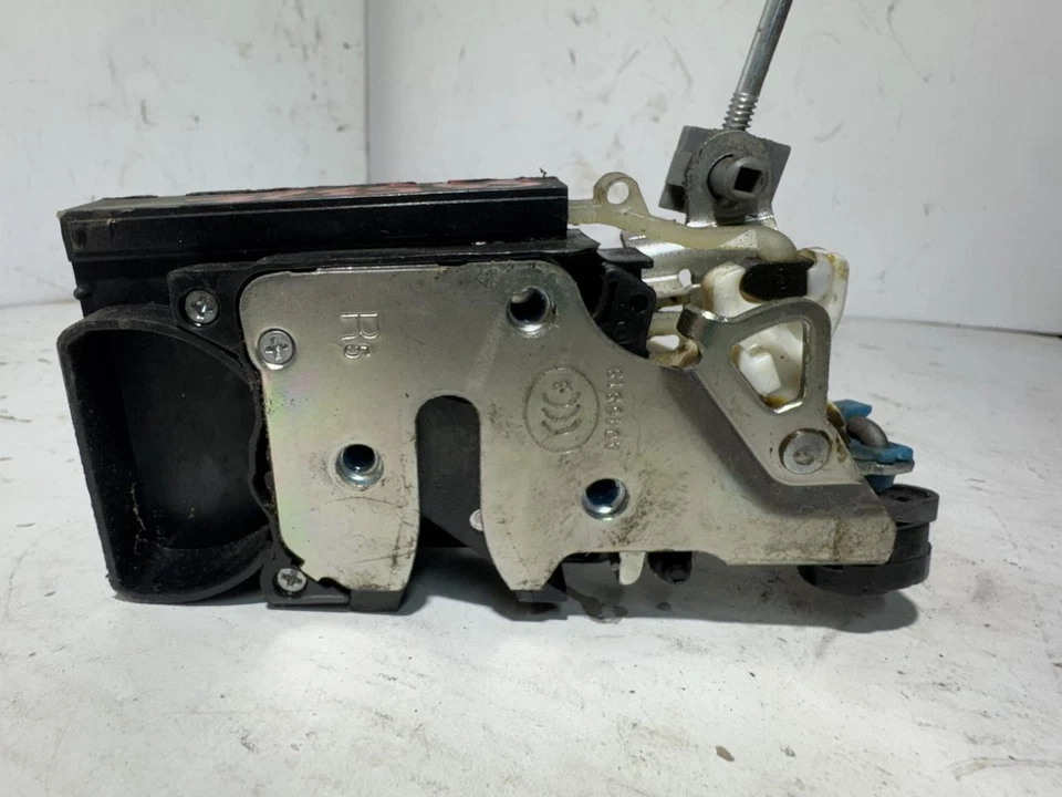 2006-2008 Suzuki Forenza OEM Rear Right Door Latch Lock Actuator  - Image 3 of 4