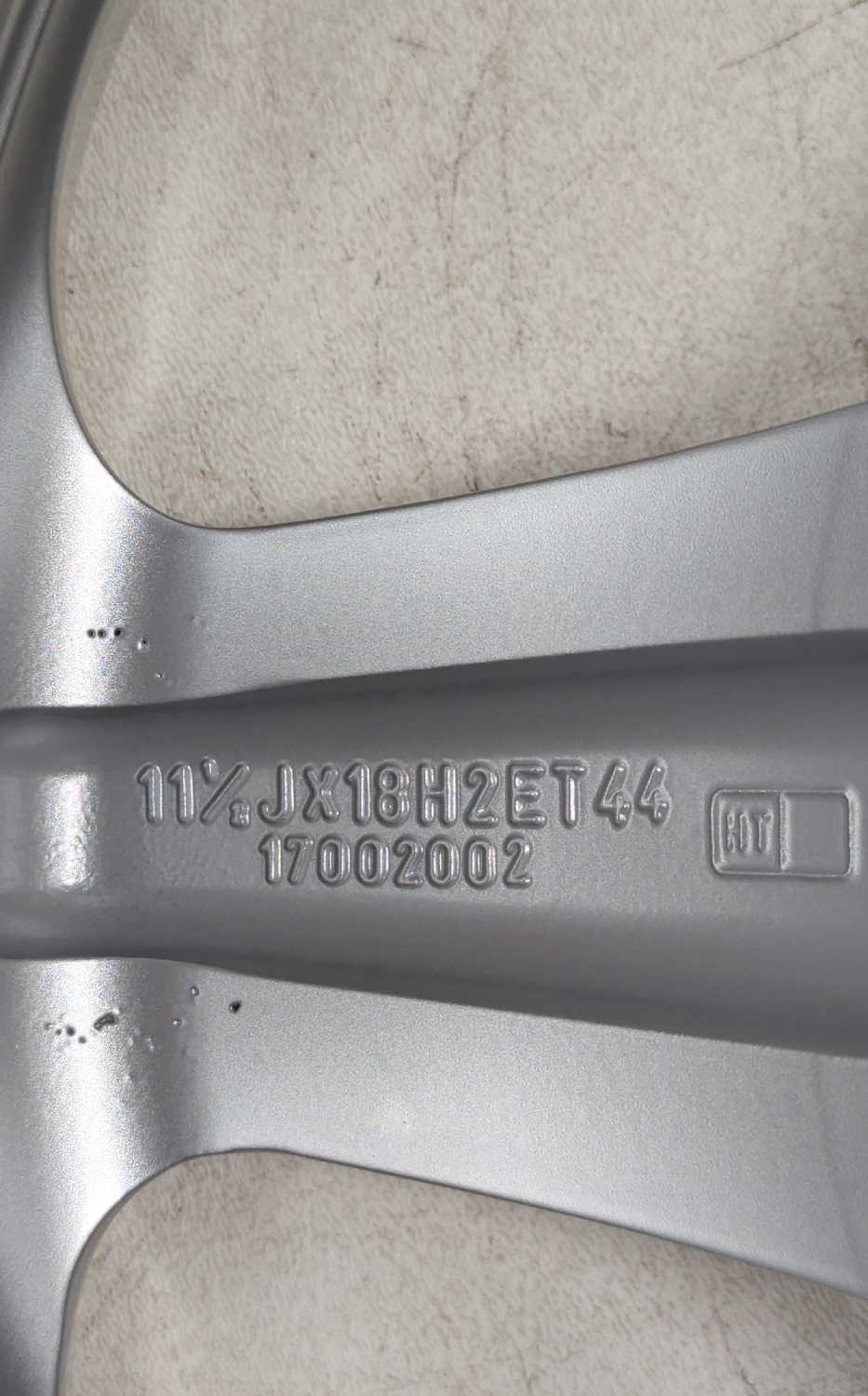 New OEM Mercedes Alloy Wheel 18" REAR 2005-2009 McLaren SLR 1994010502 5 spoke