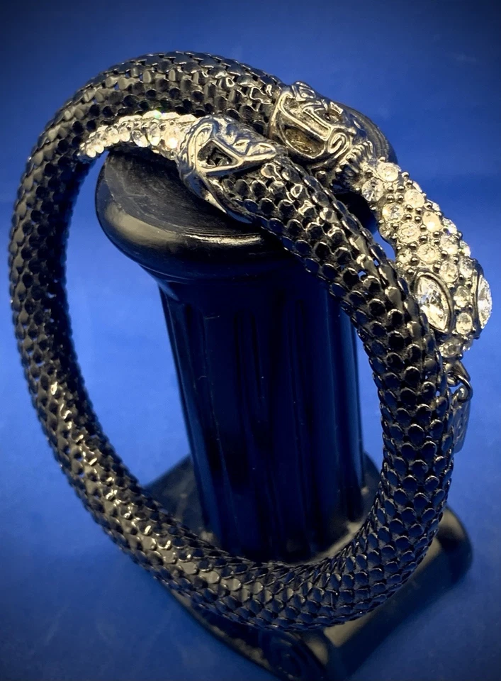 Brazalete o muñeca vintage de serpiente con estrás negro de Betsy Johnson Foto 4 de 4