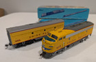 HO scale Athearn Union Pacific F7A Superpower and F7B unpowered