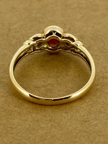 Bezel Set Natural Oval Garnet 9K Yellow Gold Vintage Dress Ring - Picture 6 of 6