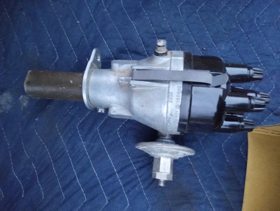 NOS Original Lucas Jaguar XK 150  Distributor DMBZ6A 40616B In The Box  May 59 - Image 3 of 4