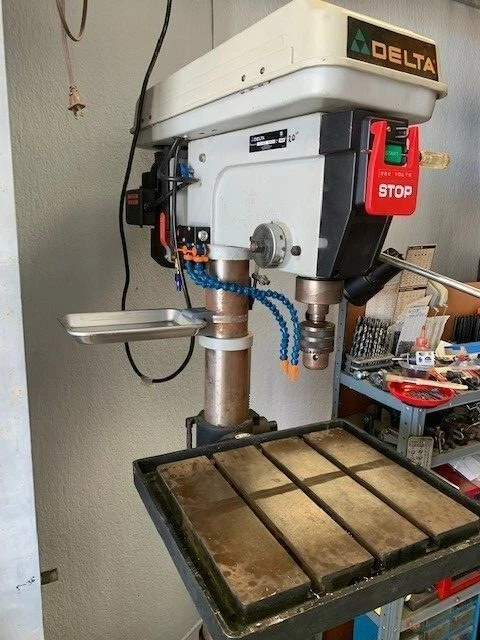 Bandeja de Prensa de Taladro SOPORTE Porta Brocas de Herramienta Organizador Columna de 3" (76,2 mm)