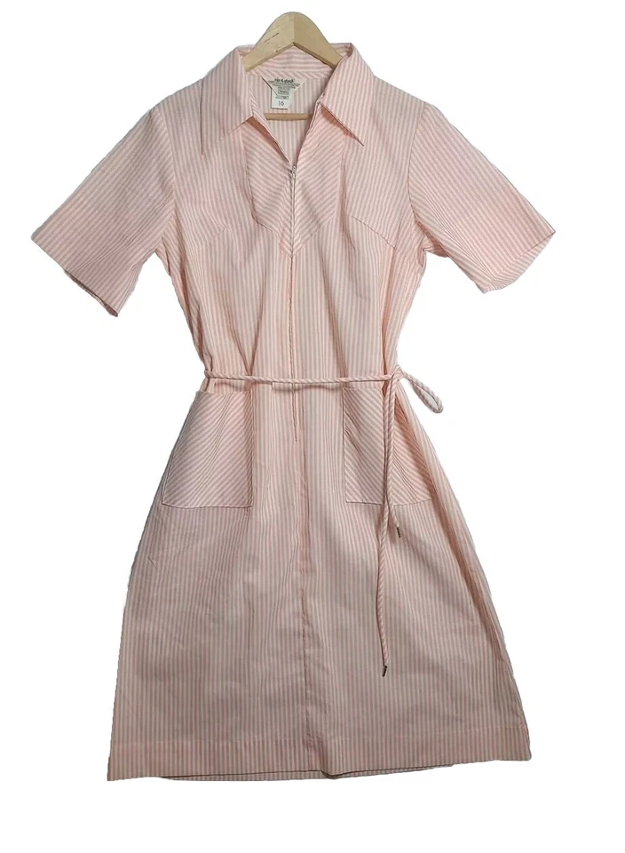 Vestido de casa Sears con cremallera y tablero a rayas con cinturón rosa y blanco talla 16 Foto 4 de 4