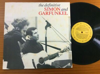 Simon and Garfunkel サイン入りLPレコード SIMON and GARFUNKEL THE DEFINITIVE LP 1992 BRAZIL EXCELLENT__diff