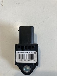 Mercedes W245 Crashsensor A1698202226 B-Klasse B170 2008
