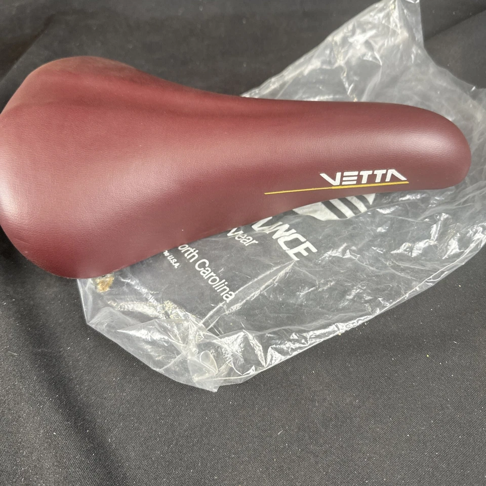 Nuevo de Lote Antiguo Vetta Sillín Asiento Bicicleta MTB De Colección Bicicleta Piezas Cuero Rojo Foto 4 de 4