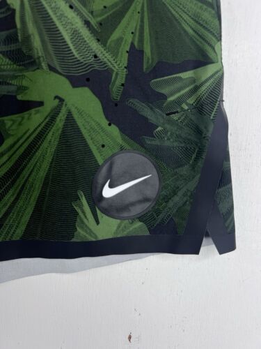 Nike Global Camo Blade Men's 5" Inseam Athletic Shorts Size XL Swim Active Wear - Picture 3 of 14