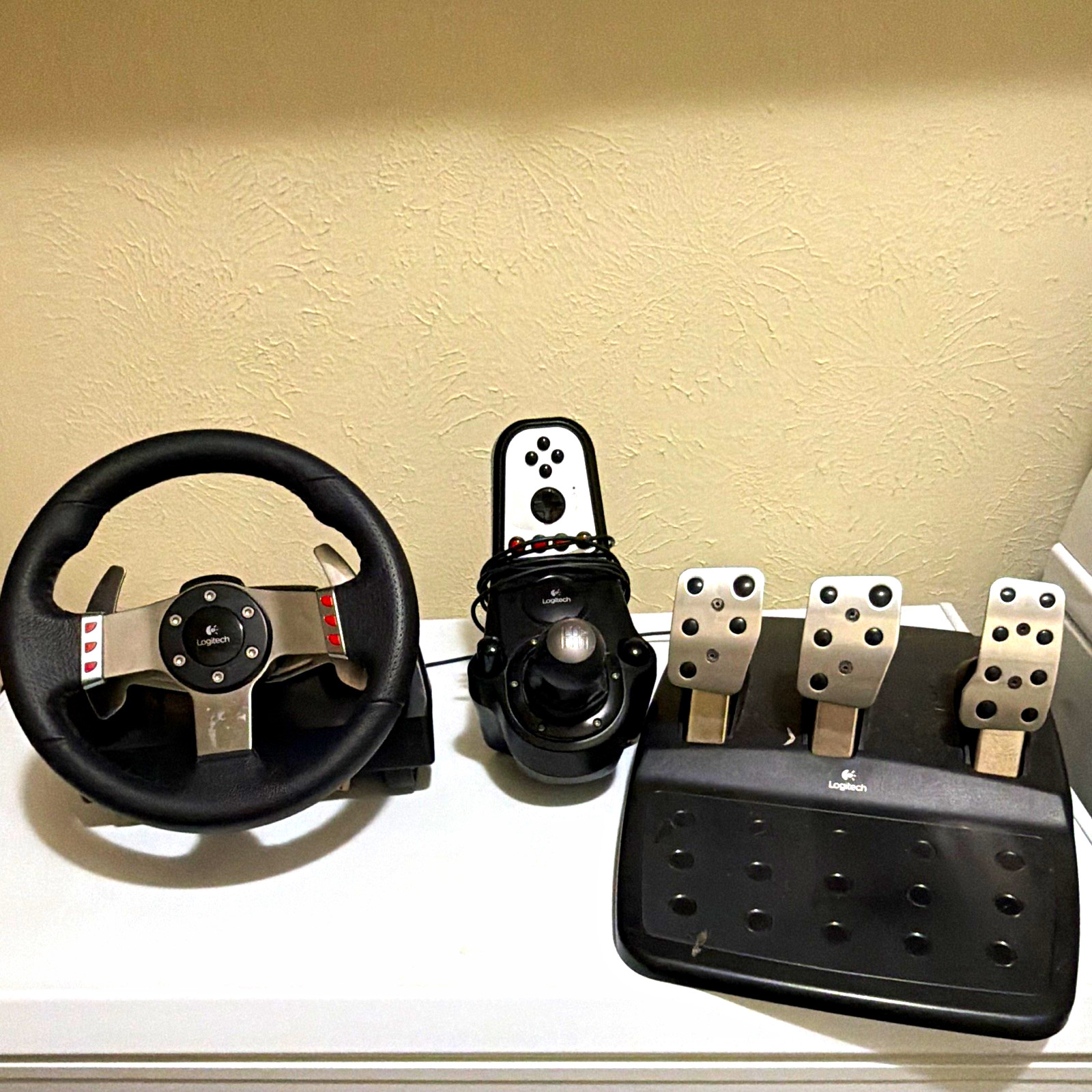 Logitech Racing Wheel Set I Think the force feedback is messed up