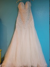 Mermaid Style Wedding Dress 