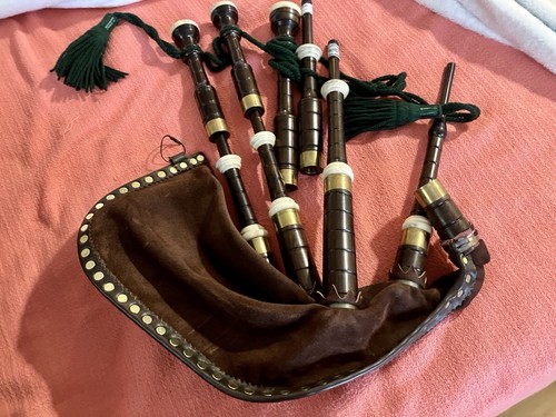 Pristine Biniou Braz Bagpipes Full Set + Bagpiper Hardcase