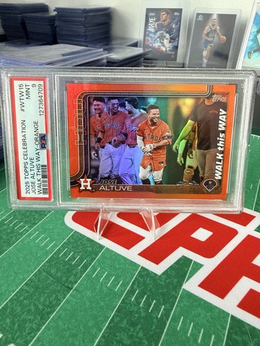 Topps 2025 Celebration Jose Altuve Walk This Way Orange /25 WTW-15 PSA 9