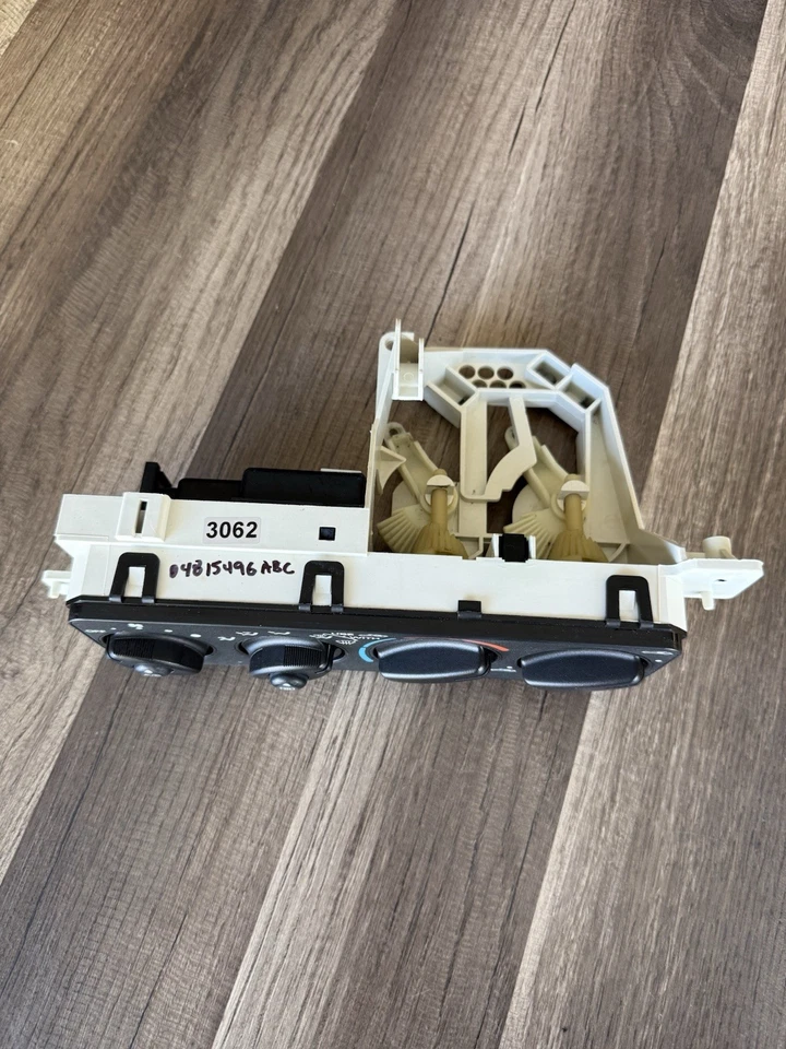 БЛОК ПЕРЕКЛЮЧАТЕЛЯ ПАНЕЛИ КЛИМАТ-КОНТРОЛЯ PLYMOUTH PROWLER 97-02 OEM AIR AC, 4815496AB - Изображение 2 из 4