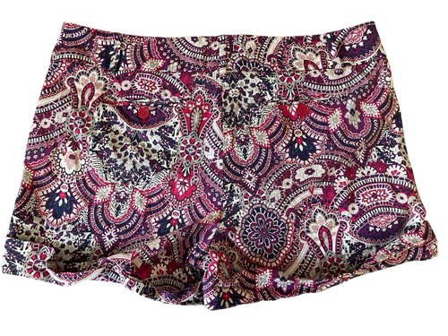 Pantalones Cortos Mujer New York & Company 14 Rojo Blanco Gris Geométrico 9" Entrepierna - Imagen 2 de 10