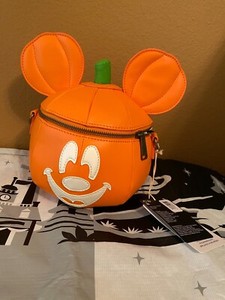 loungefly mickey pumpkin