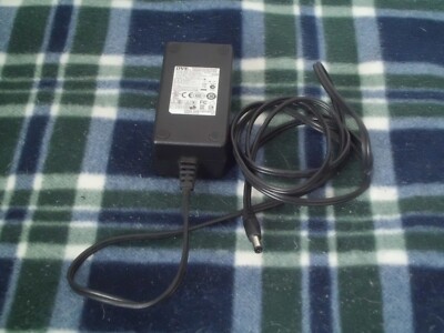 DVE DSA-20D-12, +9V~2A /100-240V~50/60Hz, 0,7A / +9V-2A / 5,4mm / 2,6mm