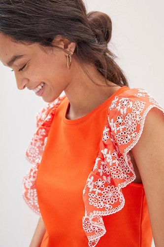 Neu mit Etikett Anthropologie Top mit Rüschen und Ösen Größe Small - Bild 2 von 3