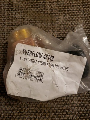 Everflow 1-1/4'' Angle STEAM Radiator Valve 48142 New