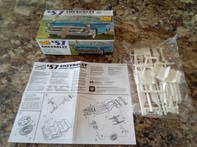 The Lindberg Line 1/32 Scale 57 Chevrolet Ragtop Plastic Kit HL105/12 Open Box