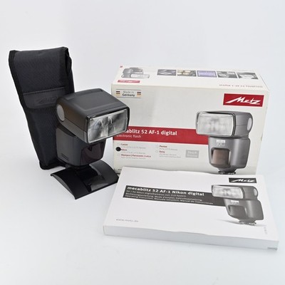 Metz Mecablitz 52 AF-1 Digital Flash Nikon i-TTL DSLR w Case Stand Tested